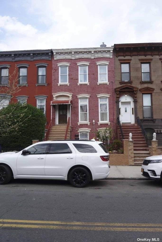 283 Putnam Avenue - Photo 1