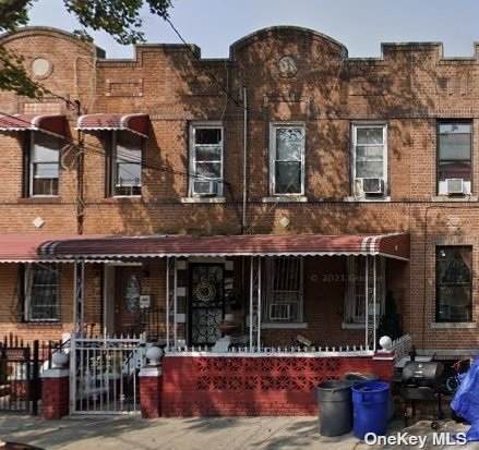 548 Chester Street - Photo 1