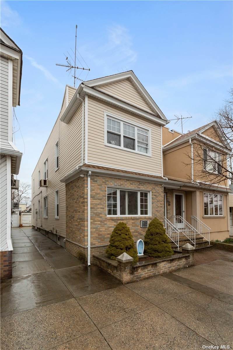 79-69 77th Road - Photo 1