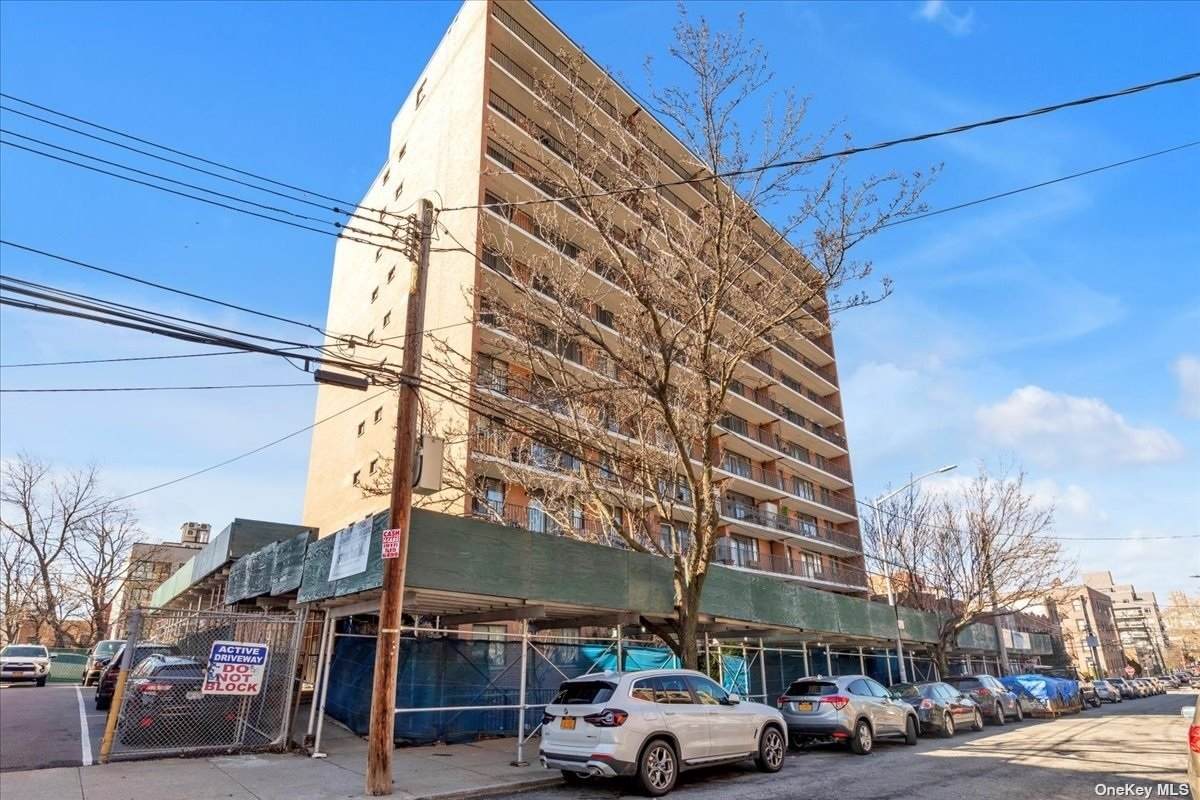 23-22 30th Road - Photo 1