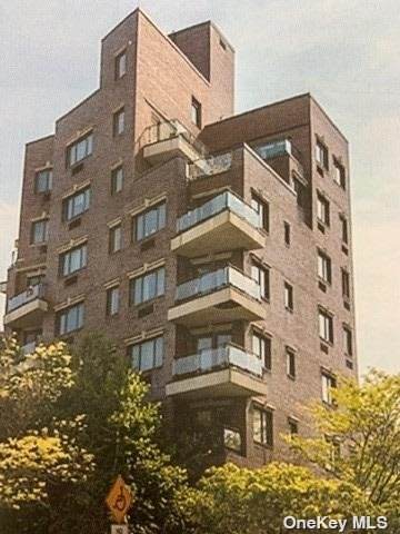 702 Ocean Parkway - Photo 1