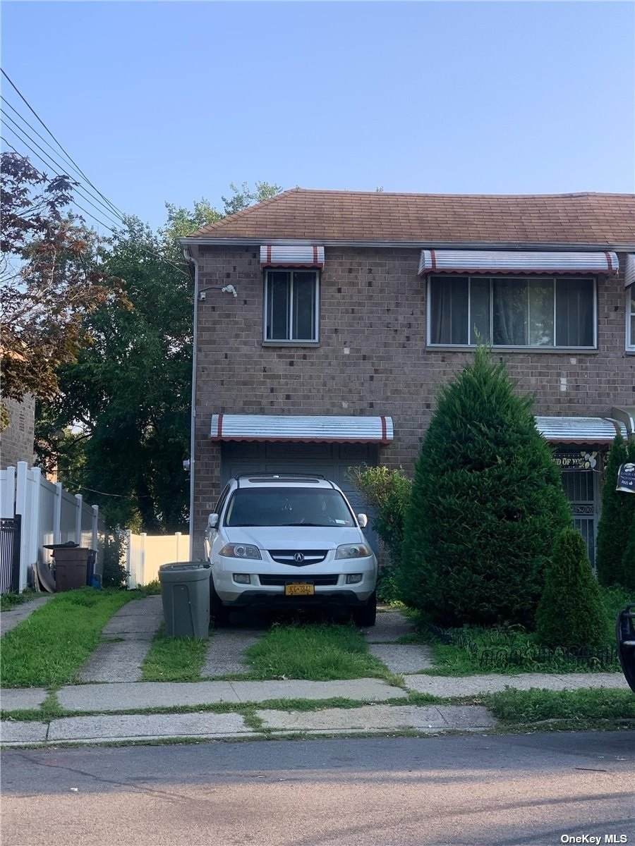 186-46 139th Avenue - Photo 1