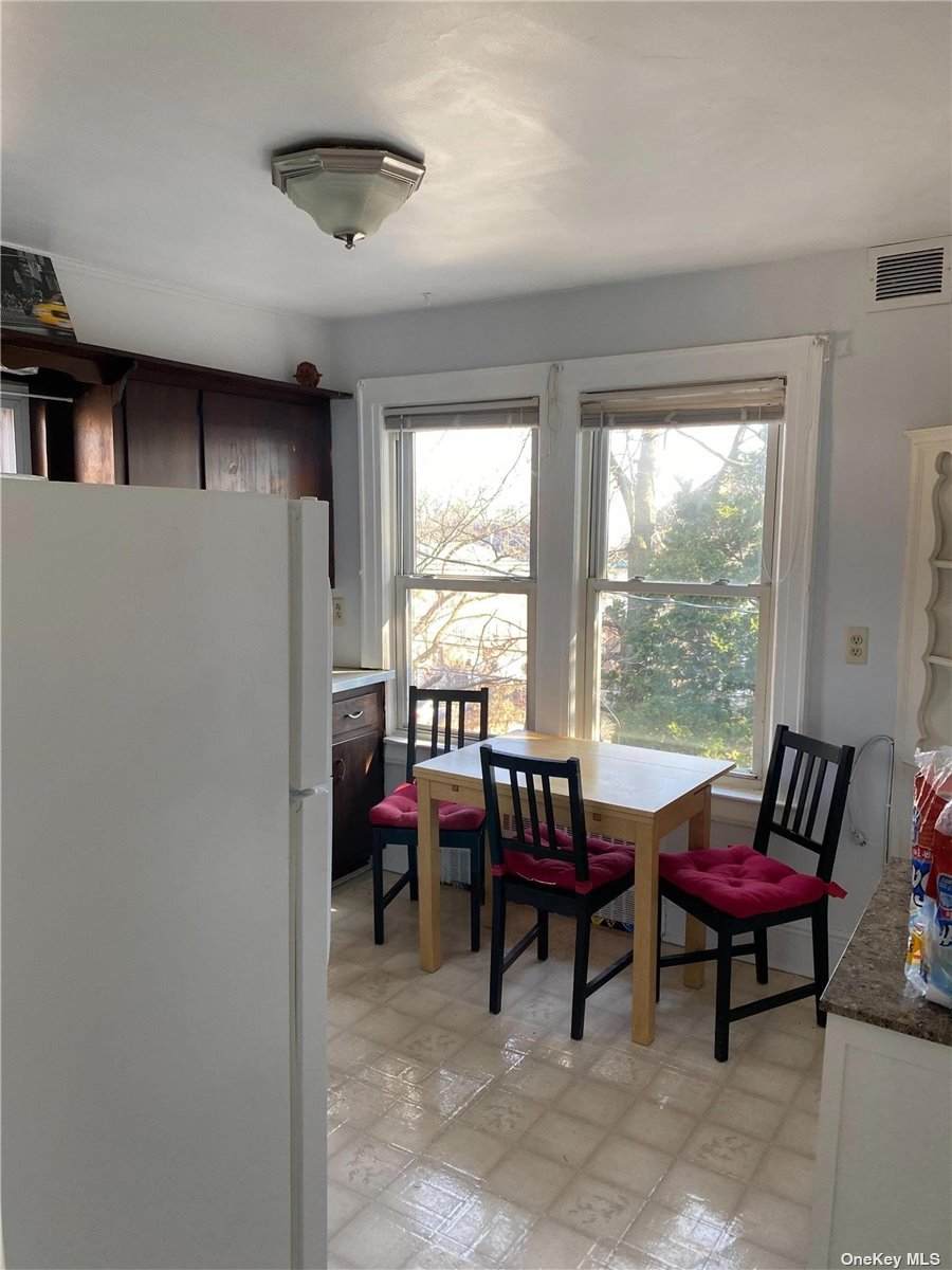 187-39 87th Road - Photo 1