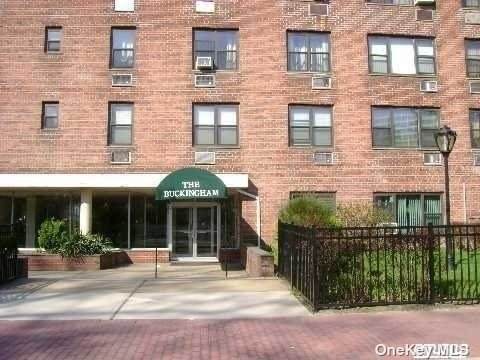 124 Smith Street - Photo 1