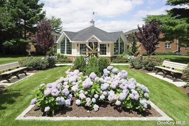 23 Weaver Drive - Photo 1