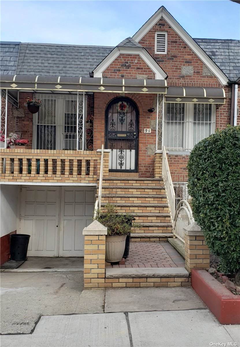 91 38th Street - Photo 1