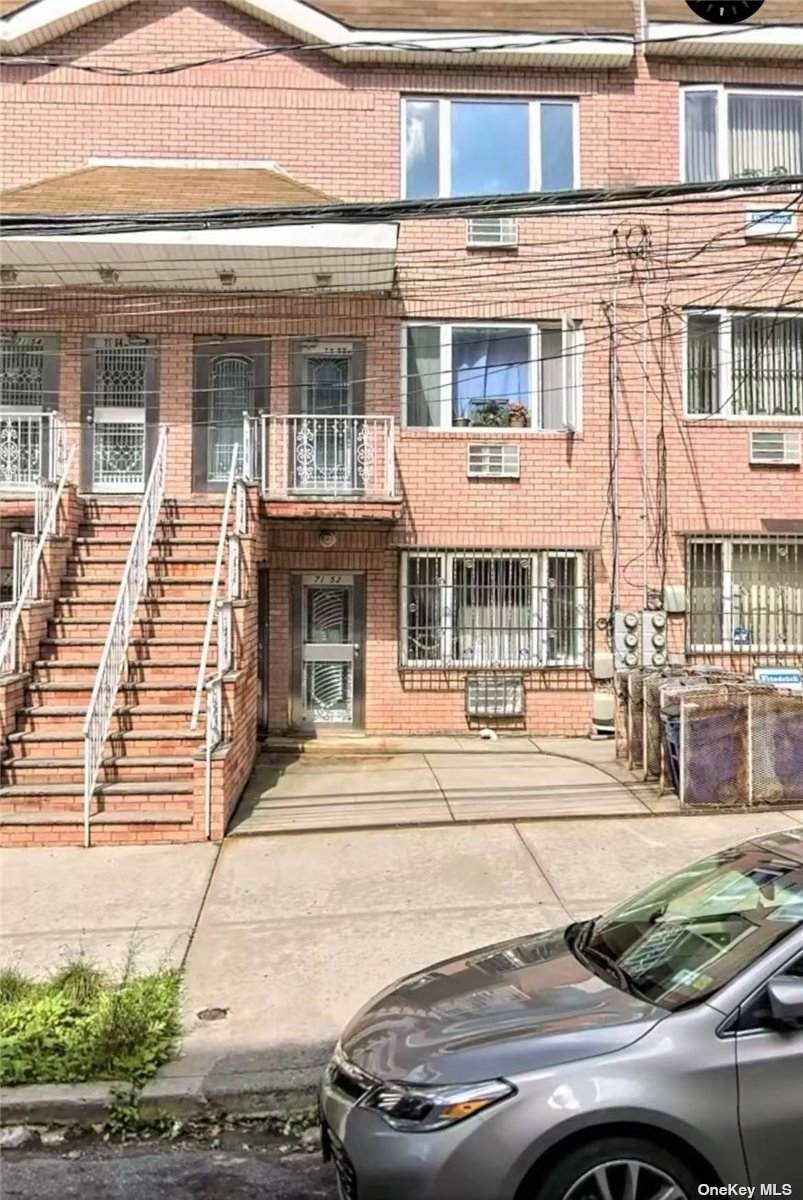 7152 160th Street - Photo 1