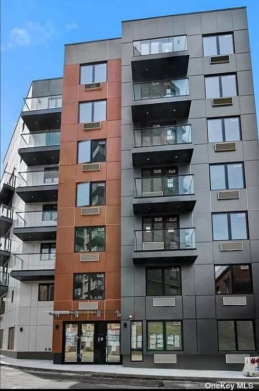 116-17 Grosvenor Lane - Photo 1