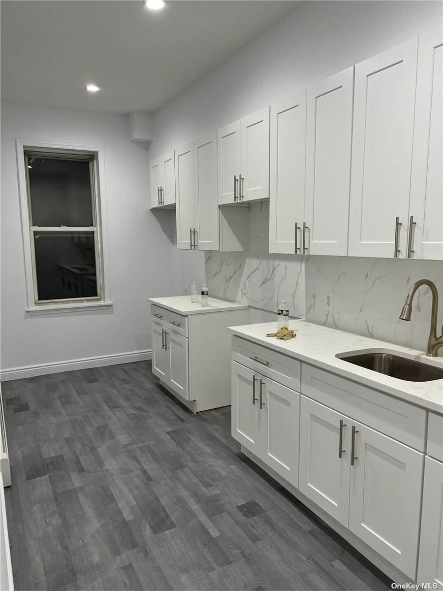 110-21 Jamaica Avenue - Photo 1