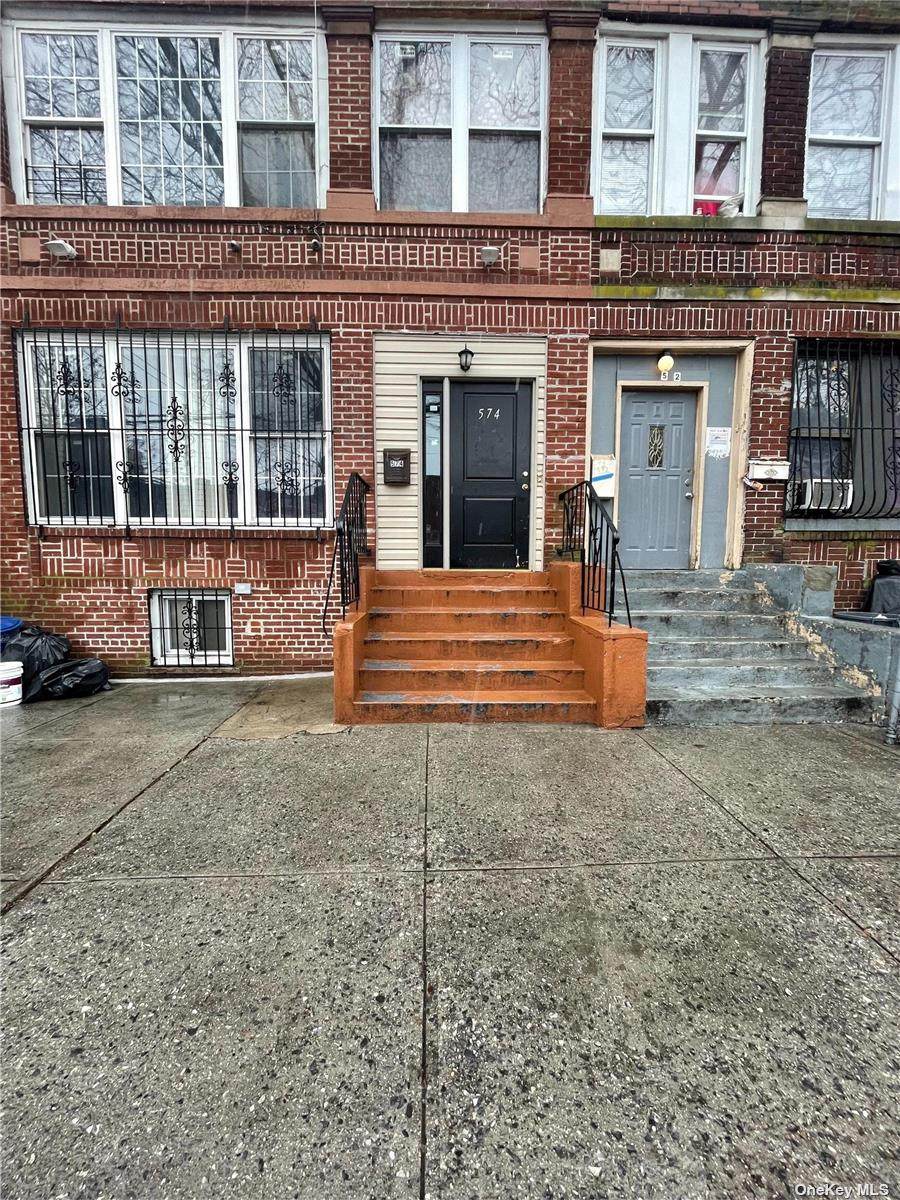 574 Vermont Street - Photo 1