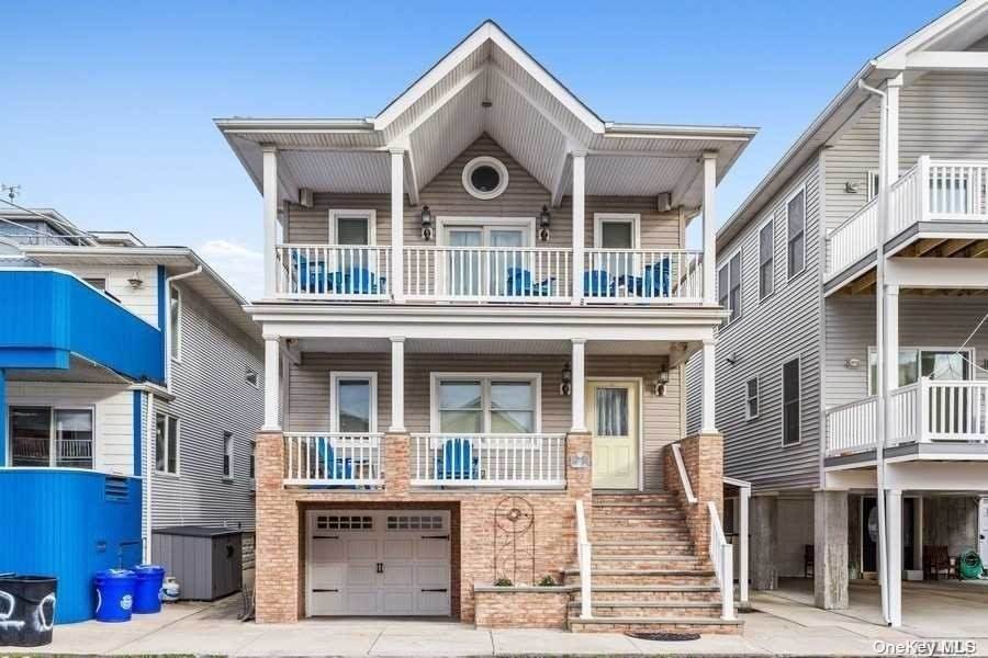18 Illinois Avenue - Photo 1