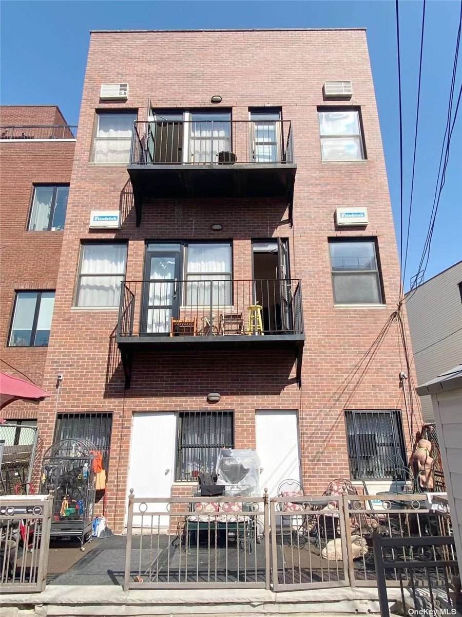 224 Withers Street - Photo 1