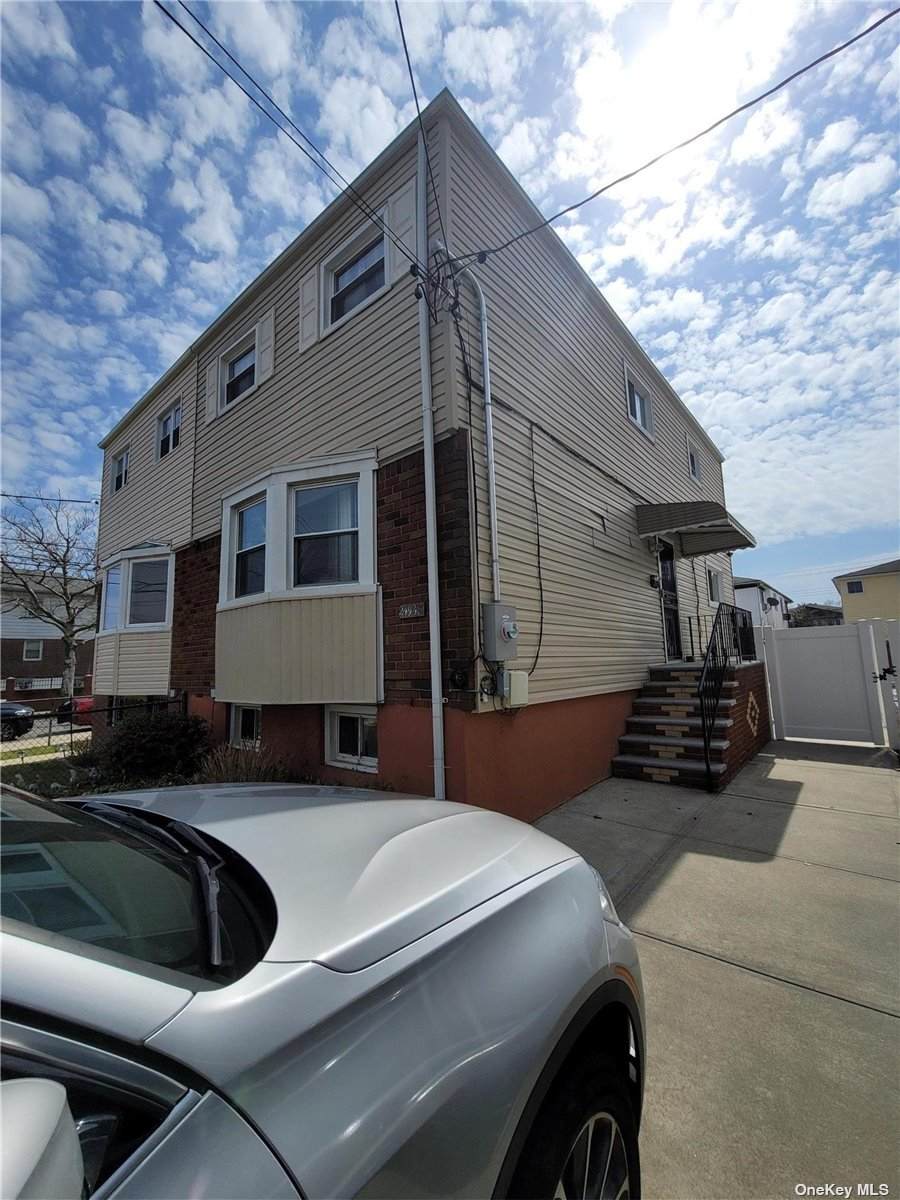 249-48 148th Road - Photo 1