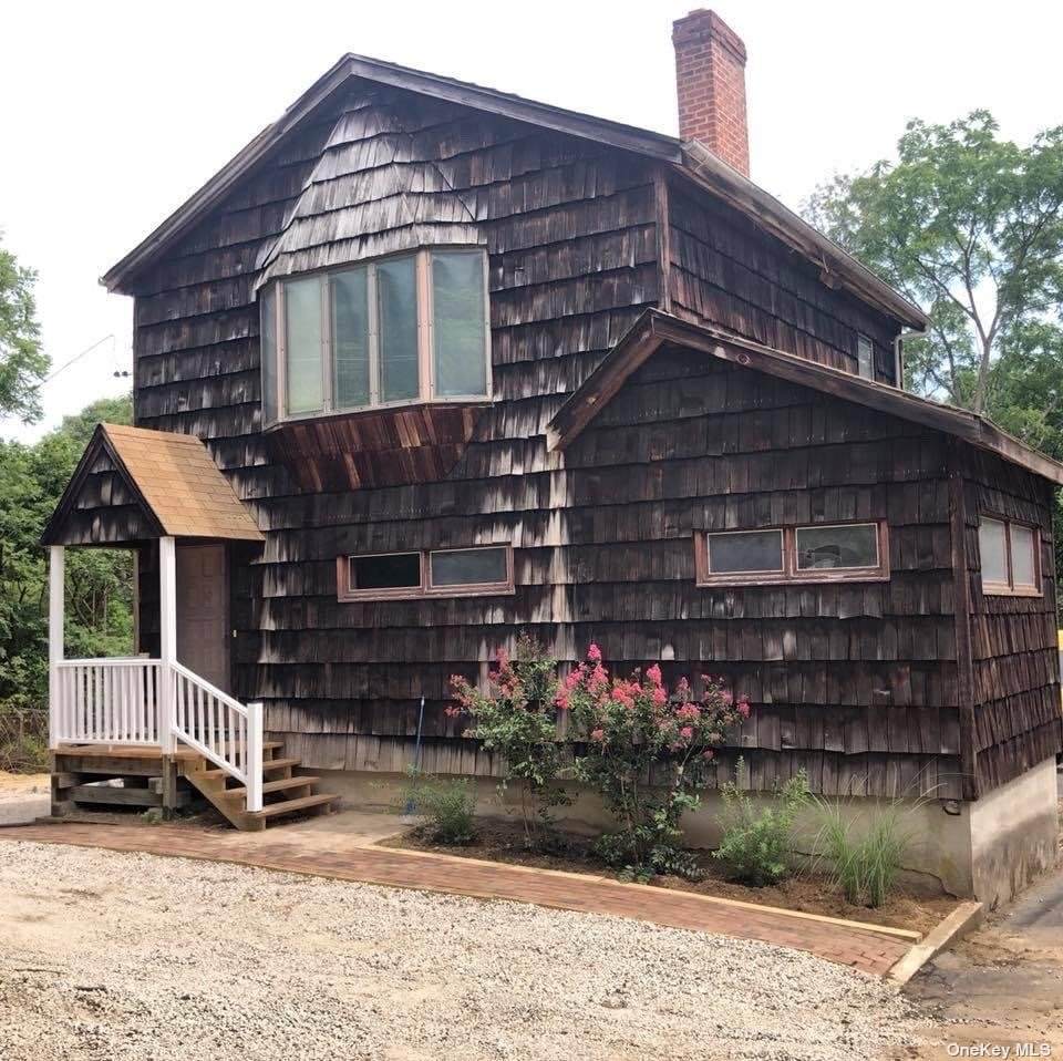 264 Woodbury Road - Photo 1