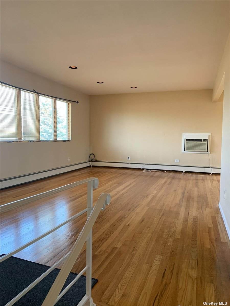 153-00 81 Street - Photo 1