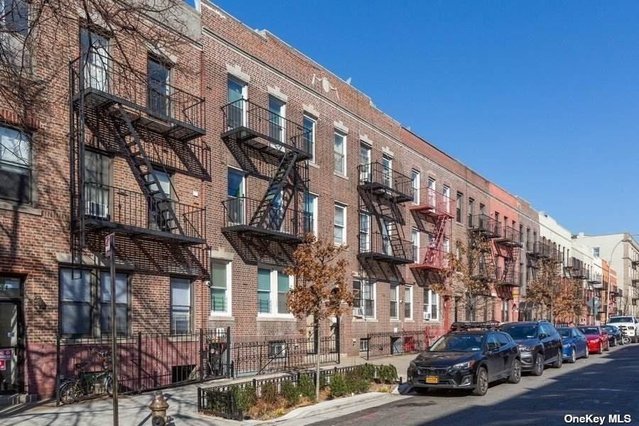 45-44 40 Street - Photo 1