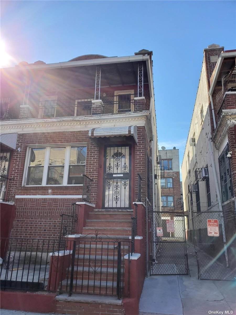 1244 Lincoln - Photo 1