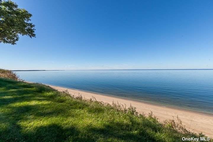4 Bluff Road - Photo 1