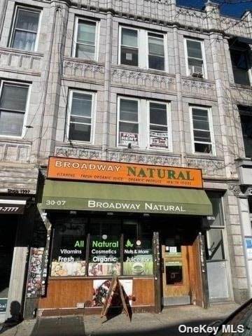 3007 Broadway - Photo 1