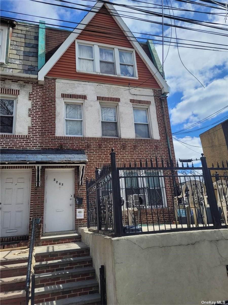 27-37 12th Street - Photo 1