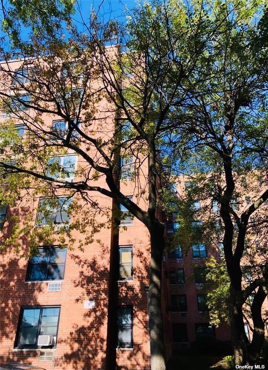 139-15 83rd Avenue - Photo 1