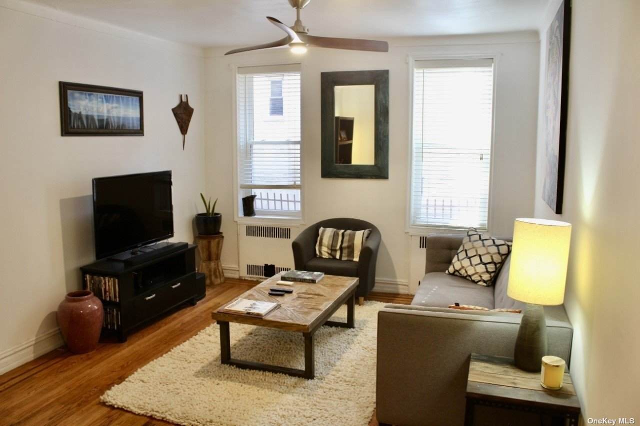 114-20 Queens Boulevard - Photo 1