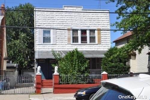 172-05 111th Avenue - Photo 1
