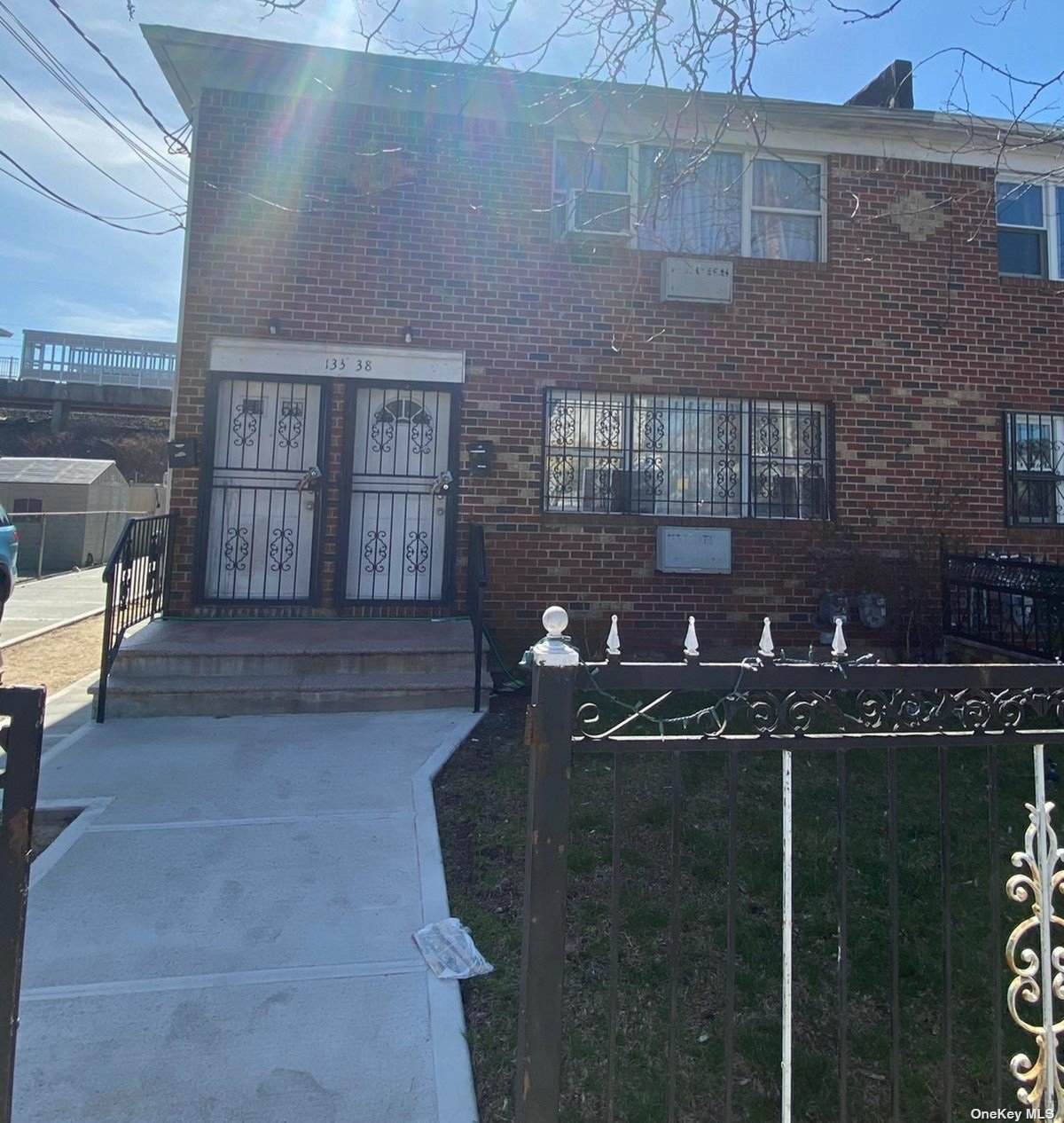 133-38 Garrett Street - Photo 1