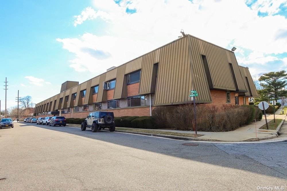 230 Hilton Avenue - Photo 1