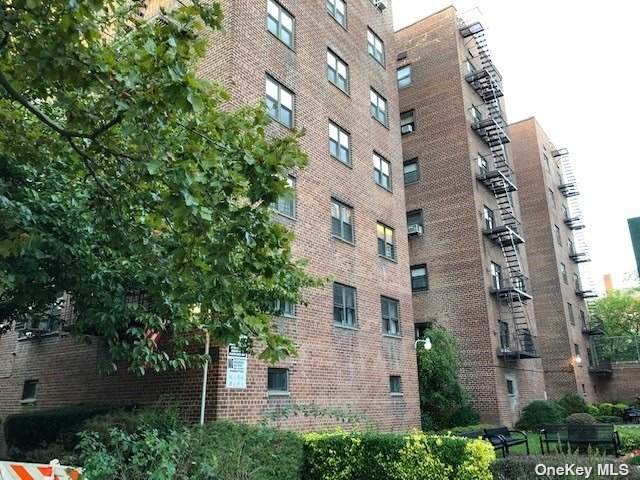 139-19 31 Road - Photo 1