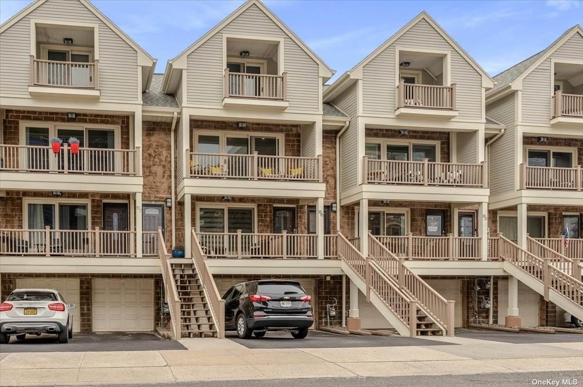 57 Broadway - Photo 1