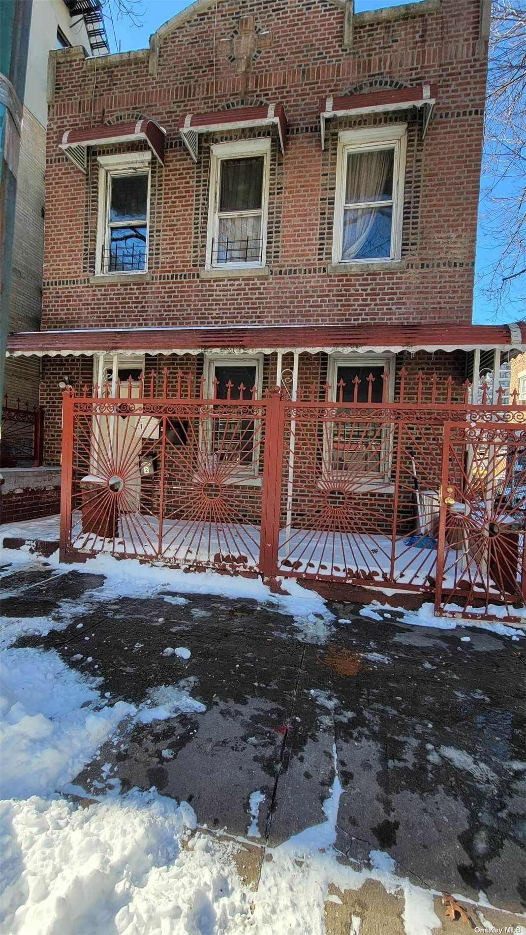 2517 Cruger Avenue - Photo 1