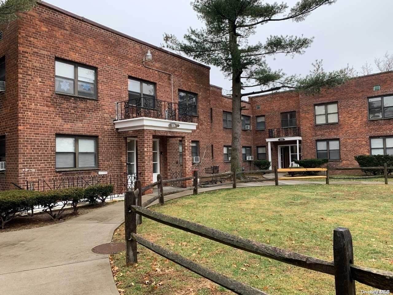 100 Division Avenue - Photo 1