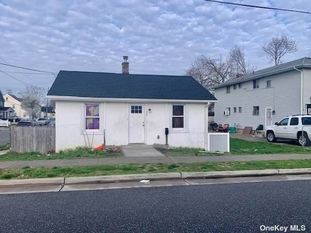 15 Remsen Avenue - Photo 1