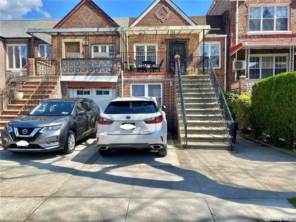 2425 28th Street - Photo 1