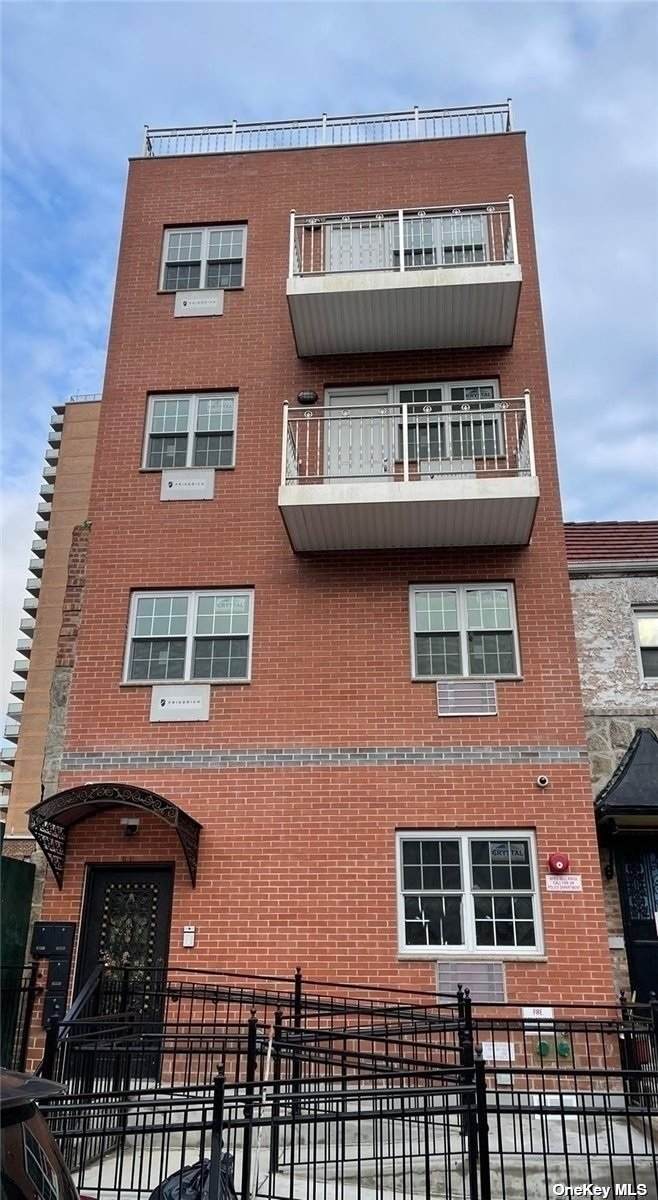 43-31 Byrd Street - Photo 1