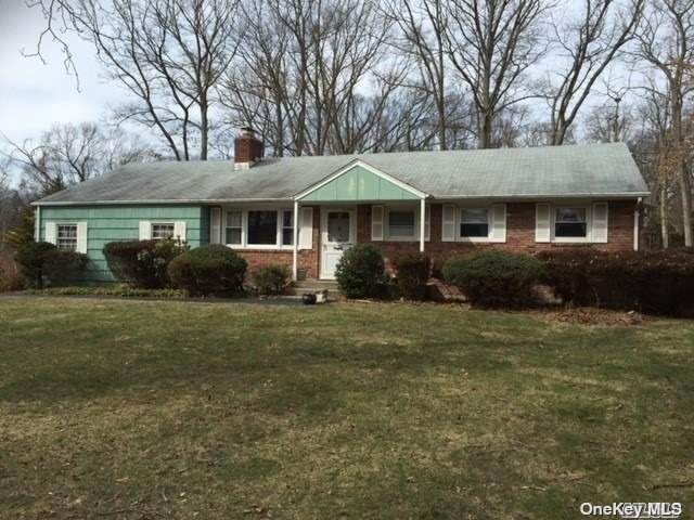 11 University Drive - Photo 1