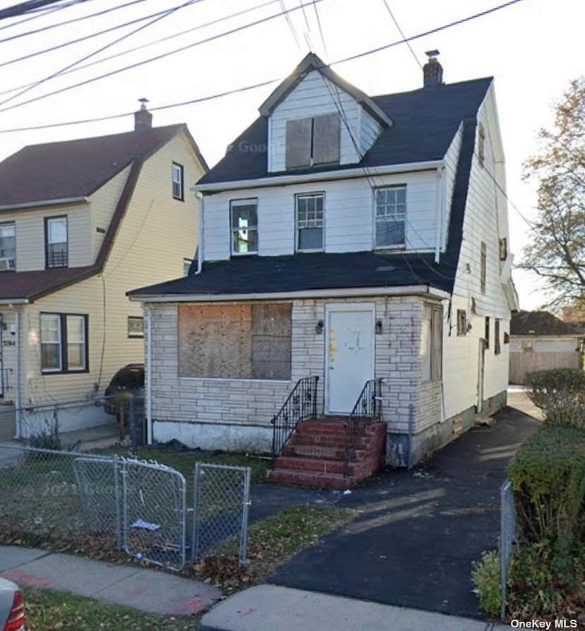 204-12 109th Avenue - Photo 1