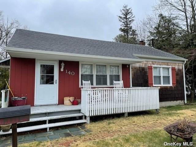 140 Lincoln Avenue - Photo 1