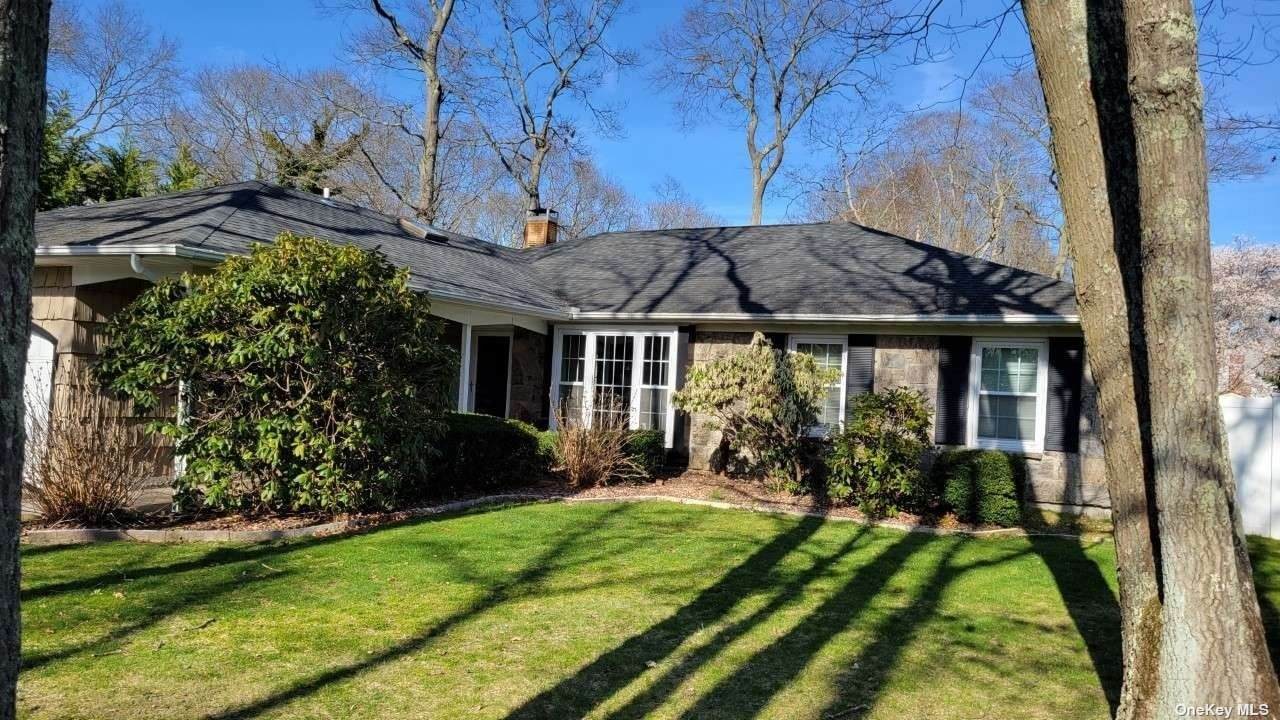 295 Astor Drive - Photo 1