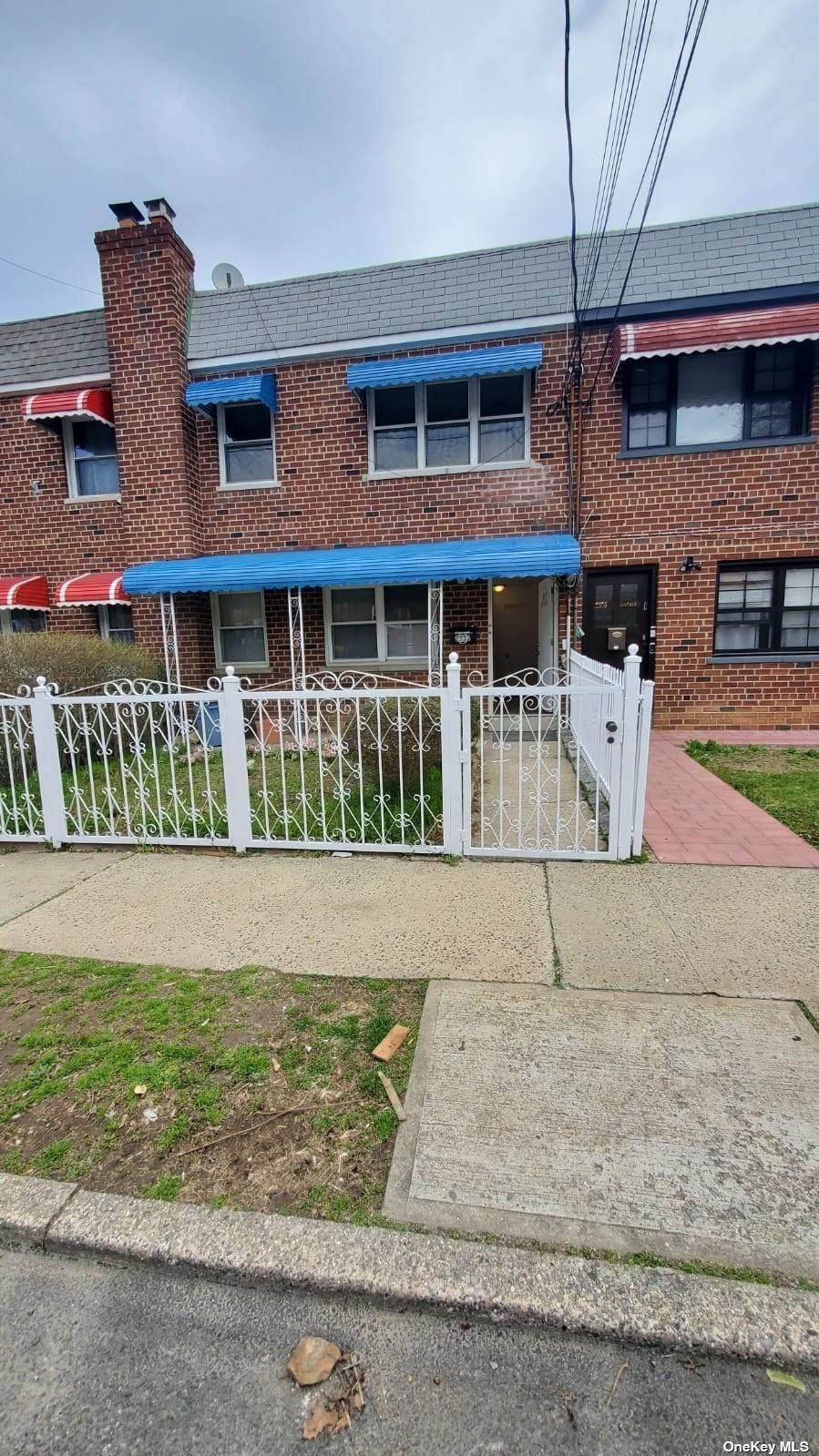 2952 Gunther Avenue - Photo 1