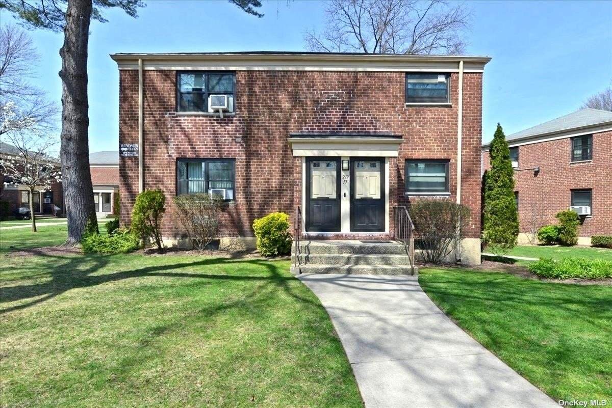 219-17 74 Avenue - Photo 1