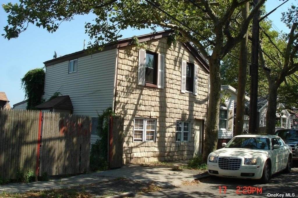 524 Cross Bay Boulevard - Photo 1