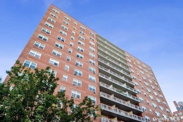 160-10 89 Avenue - Photo 1