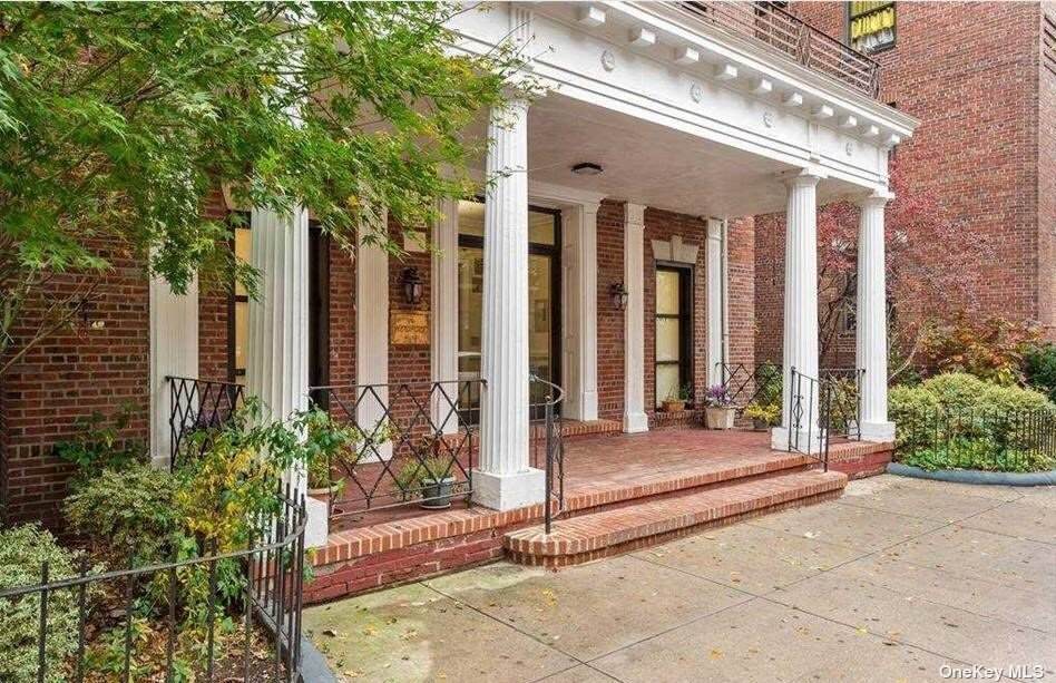 41-12 41st Street - Photo 1