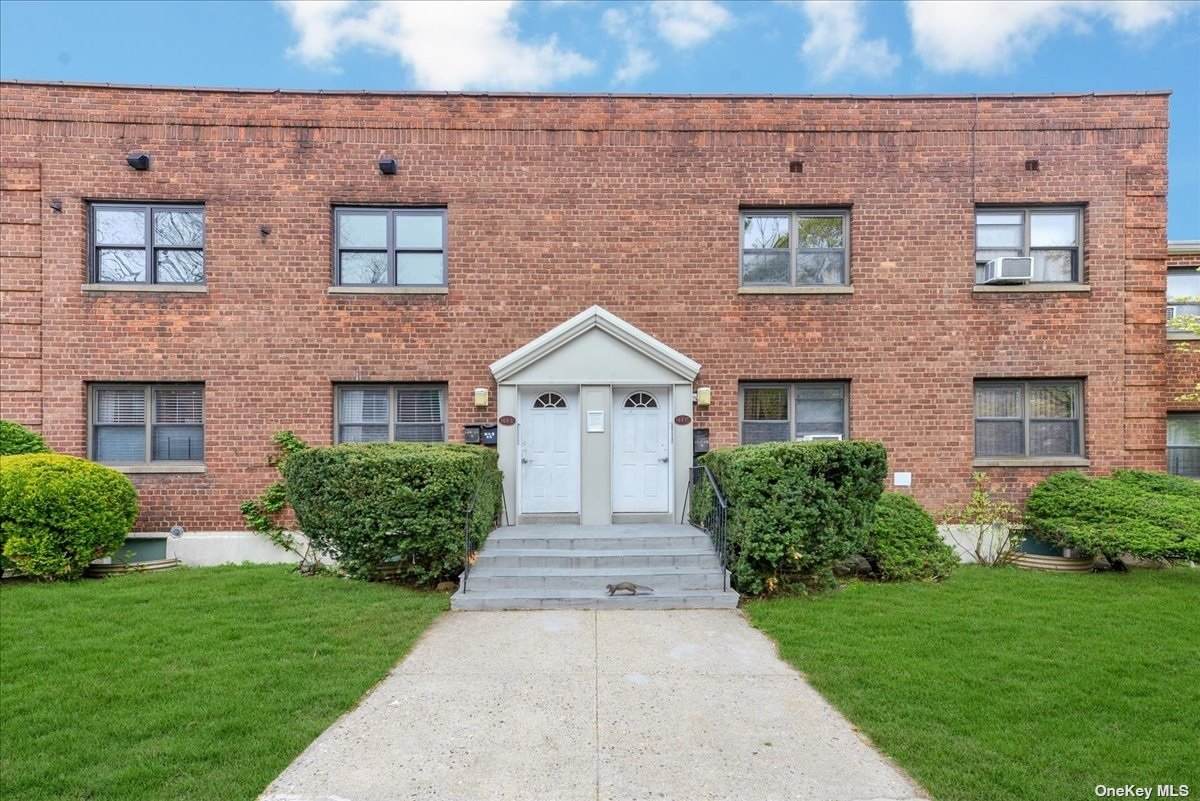 144-11 77 Road - Photo 1