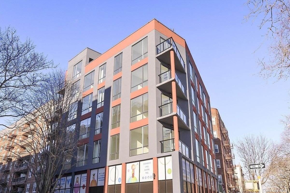 631 18th Street - Photo 1