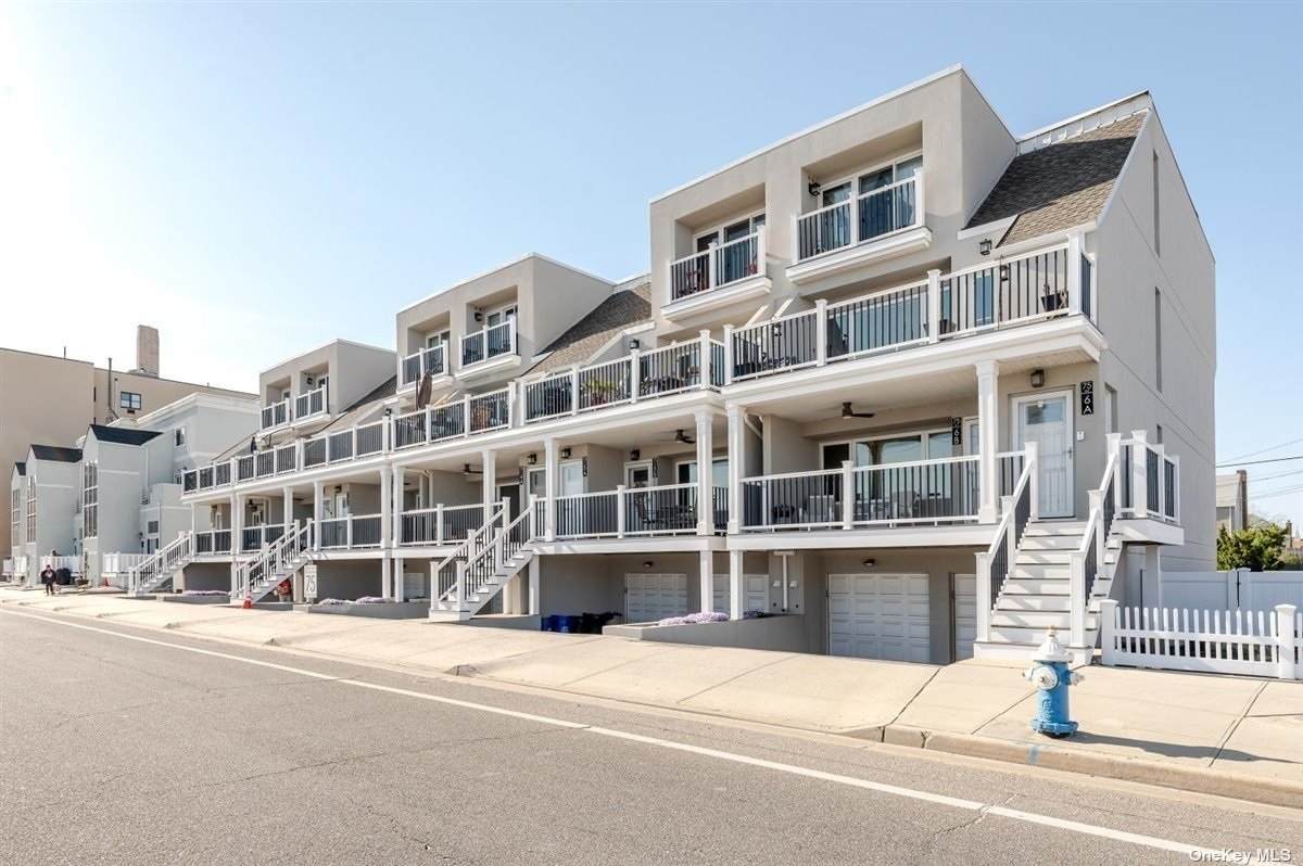 75 Broadway - Photo 1