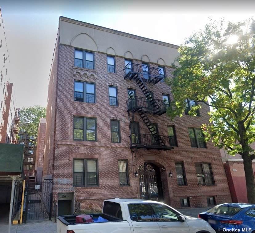 132-30 Sanford Avenue - Photo 1