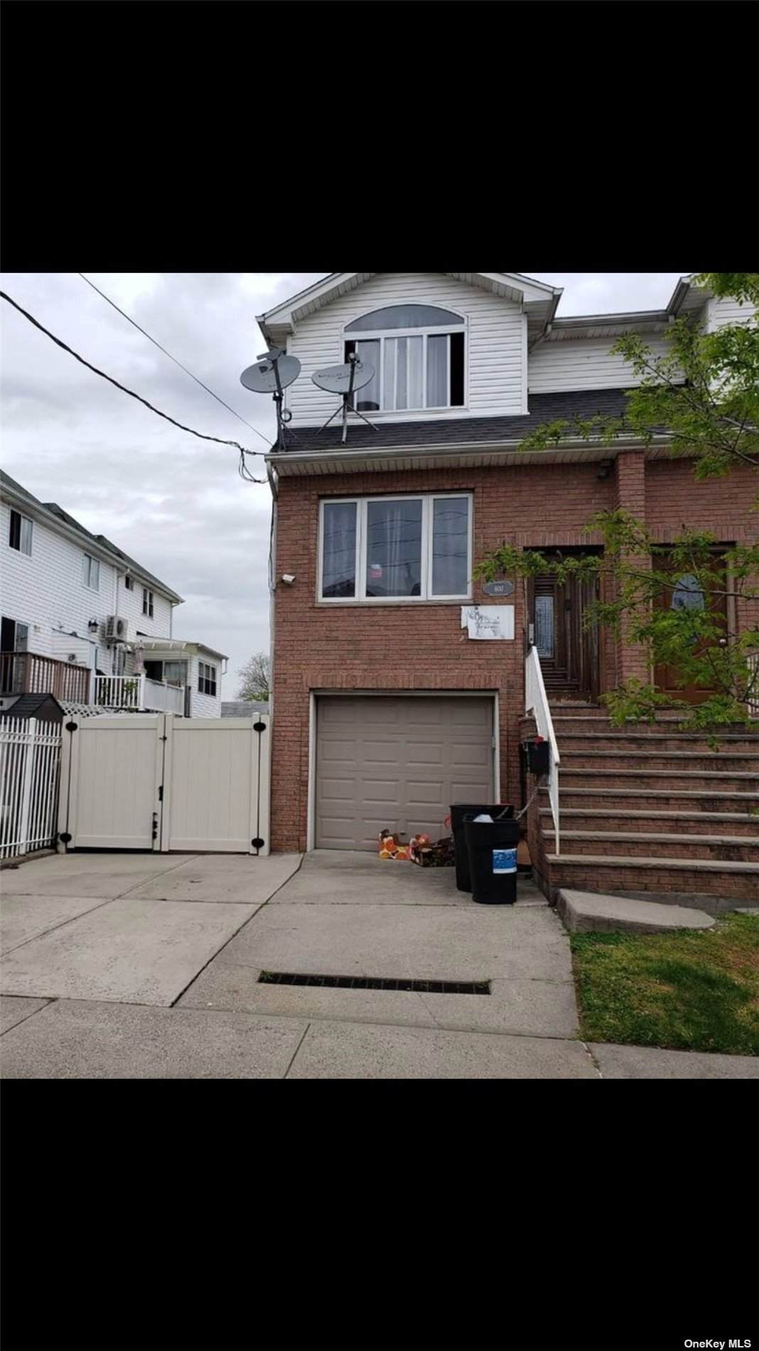 607 Hunter Avenue - Photo 1